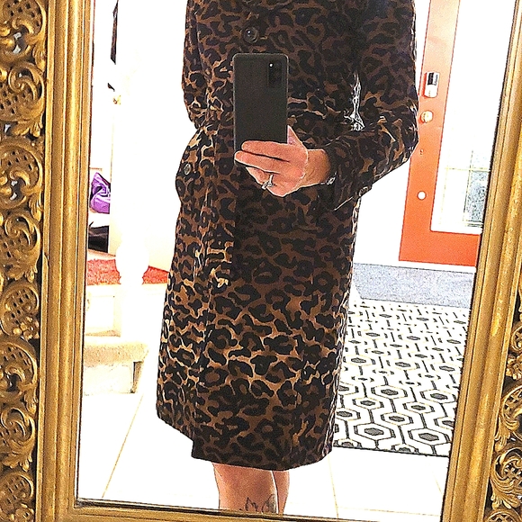 Gorgeous, one of a kind Leopard Print coat - Picture 4 of 7